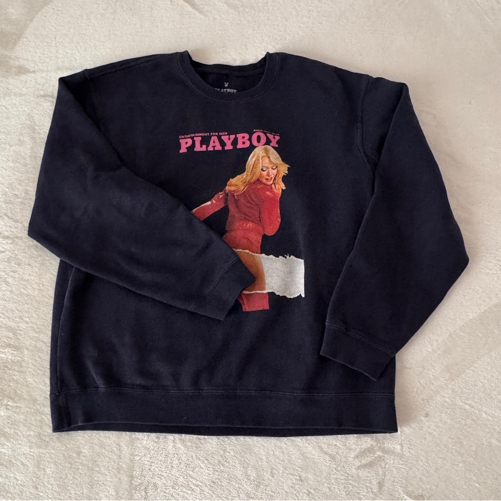 Bella Hadid’s Playboy Sweatshirt Dark Blue